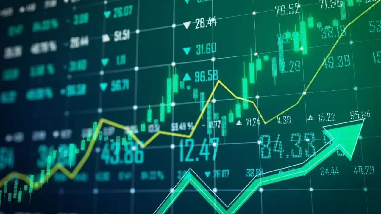 IHSG Ditutup Naik 0,46%, Saham BUMI dan BRMS Pimpin Penguatan