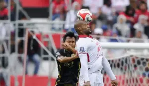 Persib Bandung Segel Puncak Klasemen Liga 1 Super League 2025 Berkat Kekalahan Dramatis Borneo FC