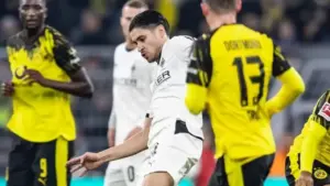 [Hasil Bundesliga] Dortmund vs Gladbach 2-0, Kevin Diks Raih Rating Tertinggi