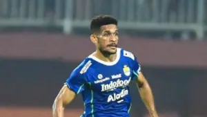 Ricky Kambuaya Dikaitkan dengan Persib dan Persija Jelang Bursa Trasnfer Januari 2026