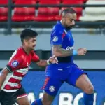 Susunan Pemain Arema FC Vs Madura United, Salim Tuharea Starter