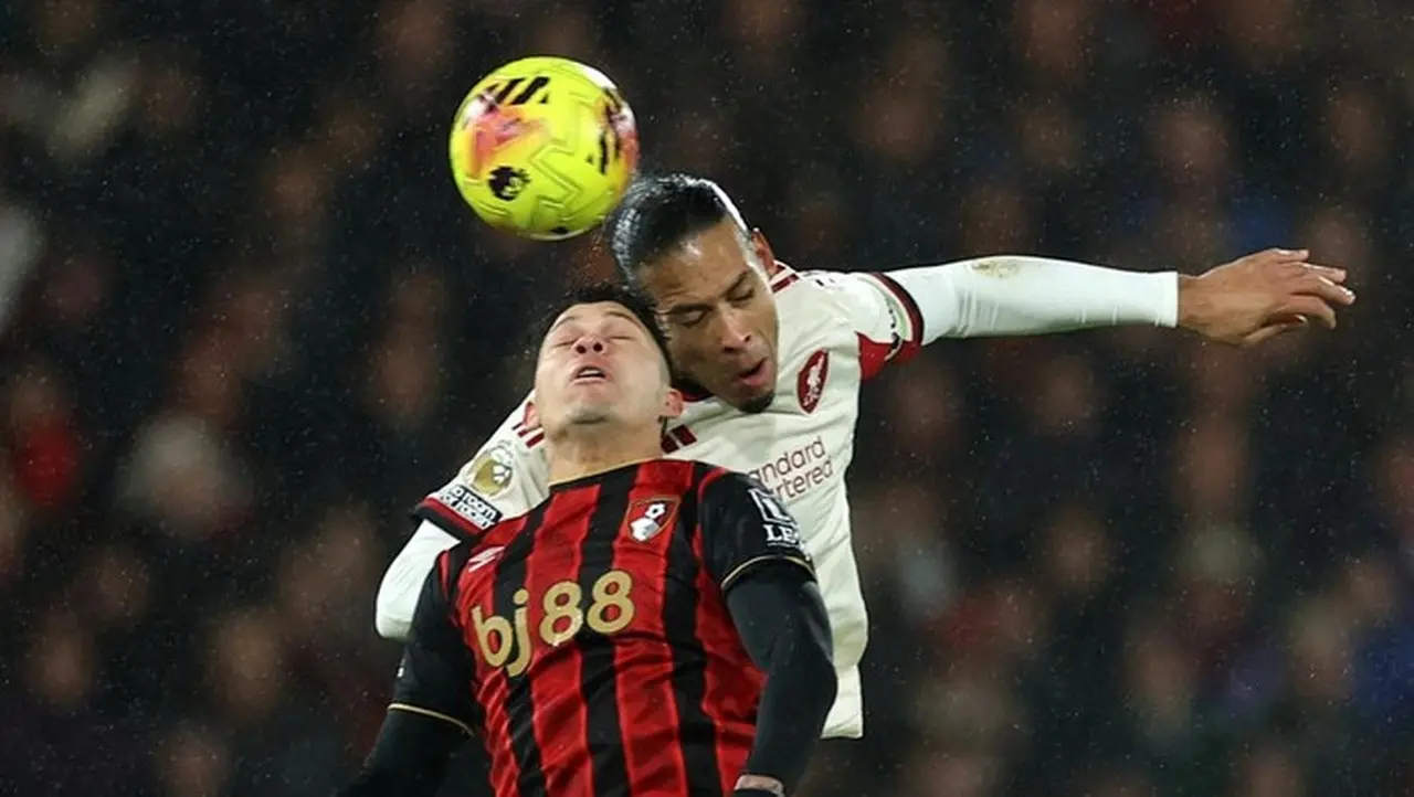 Virgil van Dijk Akui Angin Jadi Biang Kerok Gol Pembuka Bournemouth ke Gawang Liverpool Virgil van Dijk Akui Angin Jadi Biang Kerok Gol Pembuka Bournemouth ke Gawang Liverpool