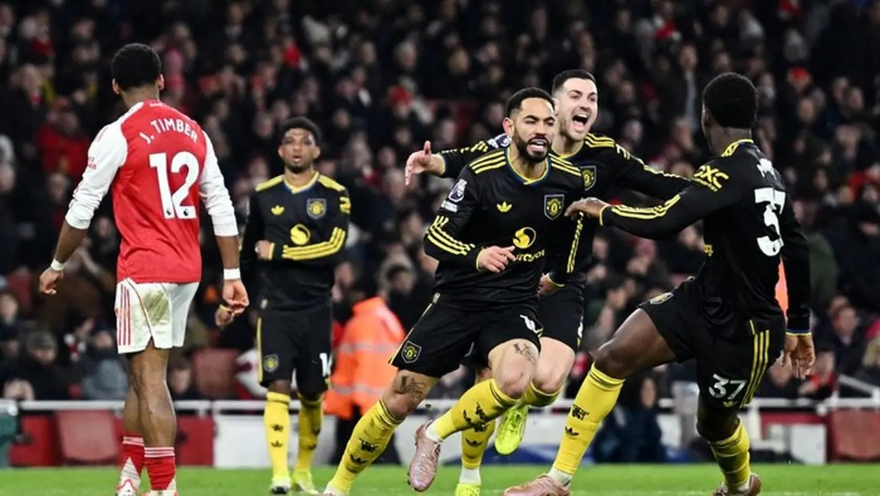 Manchester United Naik ke Posisi 4 Klasemen Liga Inggris Usai Kalahkan Arsenal Dramatis Manchester United Naik ke Posisi 4 Klasemen Liga Inggris Usai Kalahkan Arsenal Dramatis