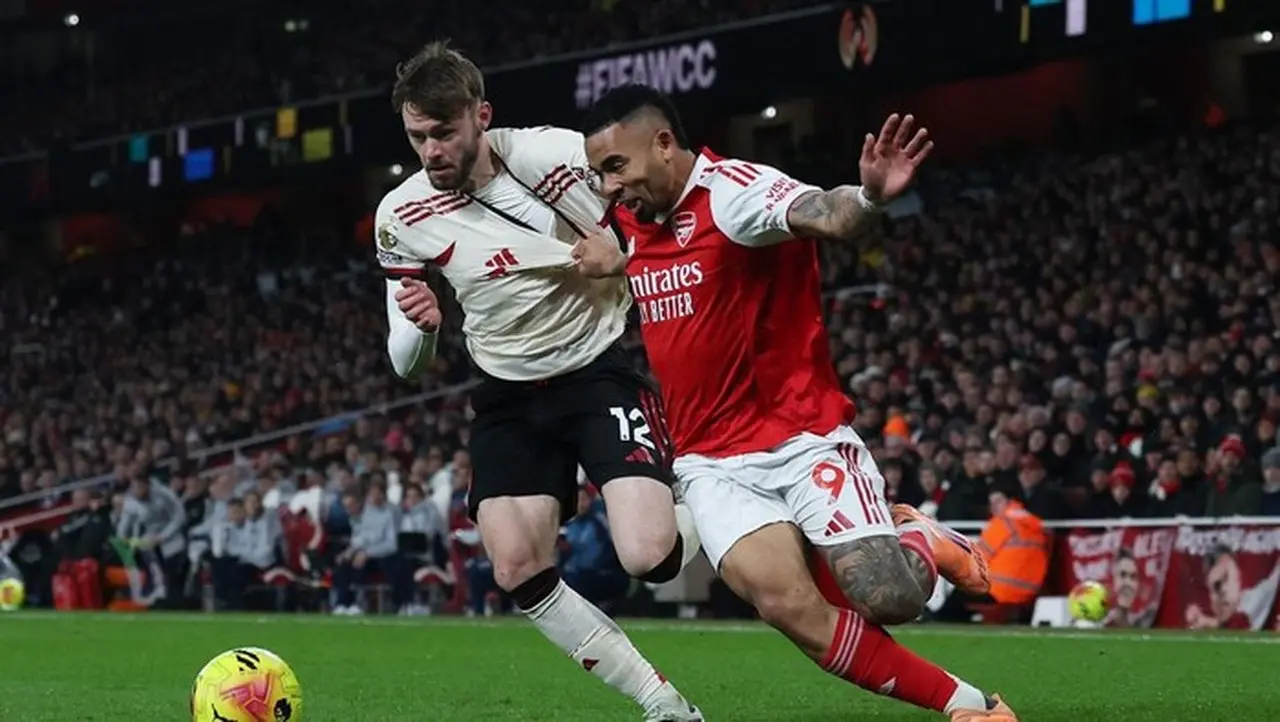 Arsenal vs Liverpool Berakhir Imbang Tanpa Gol, Arsenal Tetap Kokoh di Puncak Klasemen