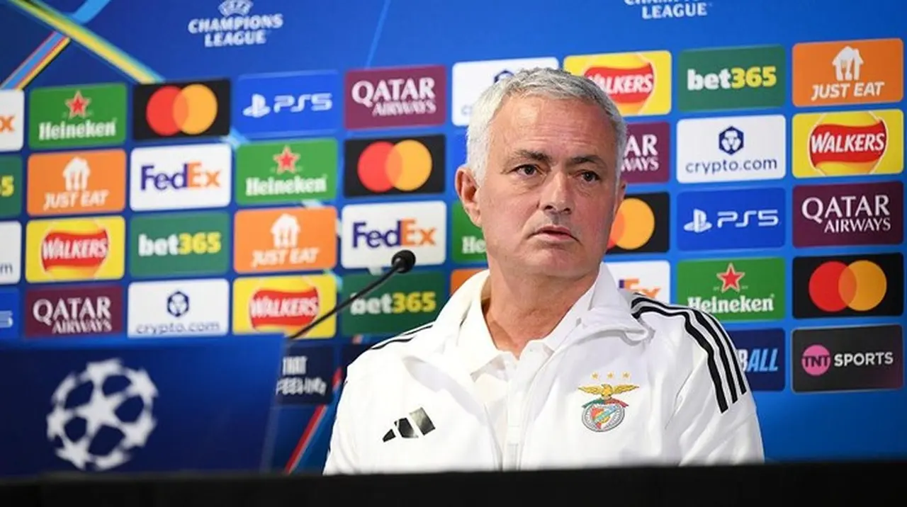 Mourinho Reuni dengan Real Madrid di Liga Champions: Kans Lolos dan Sejarah Duel Mourinho Reuni dengan Real Madrid di Liga Champions: Kans Lolos dan Sejarah Duel
