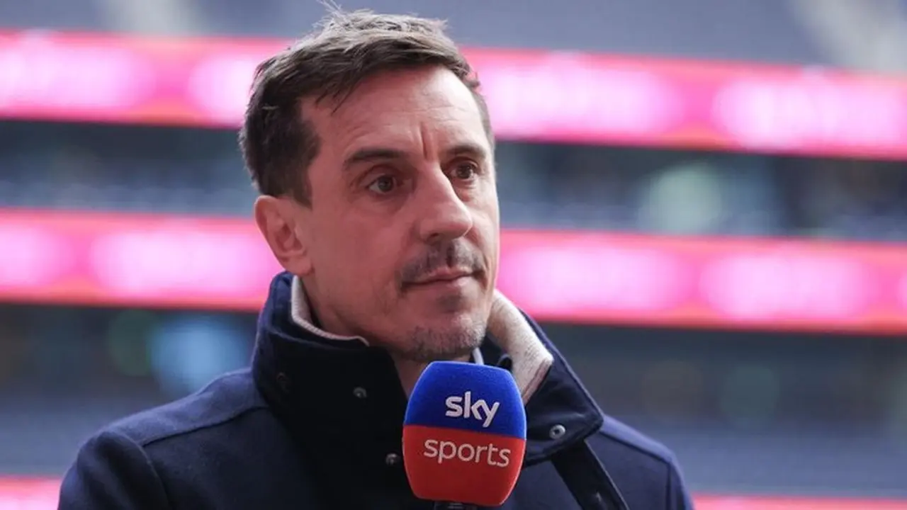 Gary Neville: Manchester United Wajib Rekrut Manajer Berpengalaman di Musim Panas Gary Neville: Manchester United Wajib Rekrut Manajer Berpengalaman di Musim Panas