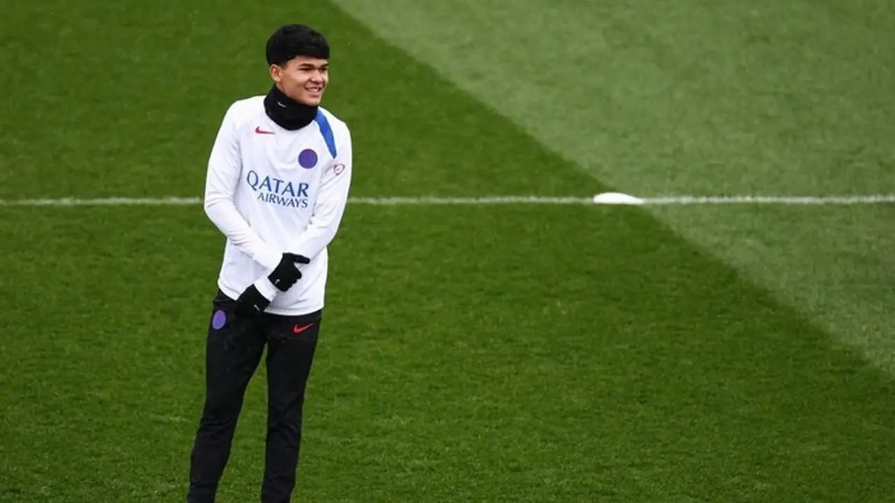 Hansi Flick Kecewa Berat Dro Fernandez Pilih Hengkang ke PSG, Sebut Sepak Bola Penuh Keputusan Hansi Flick Kecewa Berat Dro Fernandez Pilih Hengkang ke PSG, Sebut Sepak Bola Penuh Keputusan