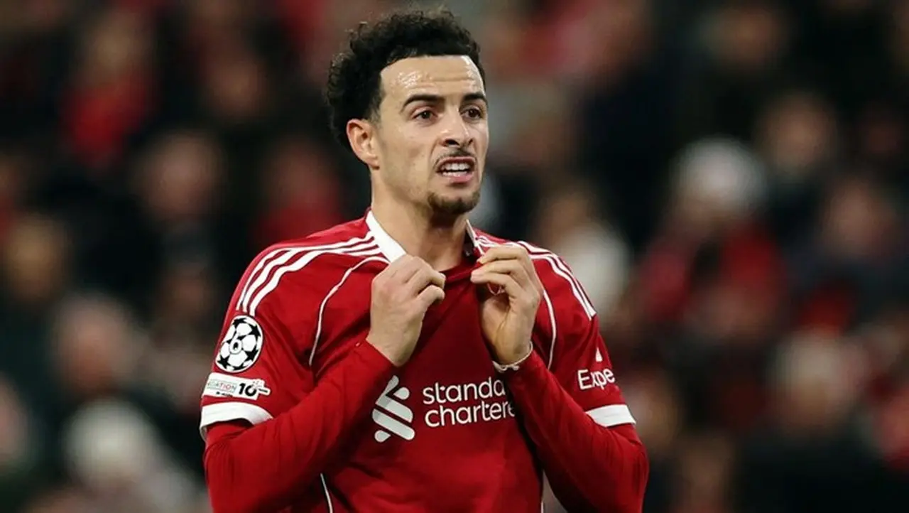 Arne Slot dan Curtis Jones Dikabarkan Bersitegang, Gelandang Liverpool Terancam Dijual ke Inter Milan