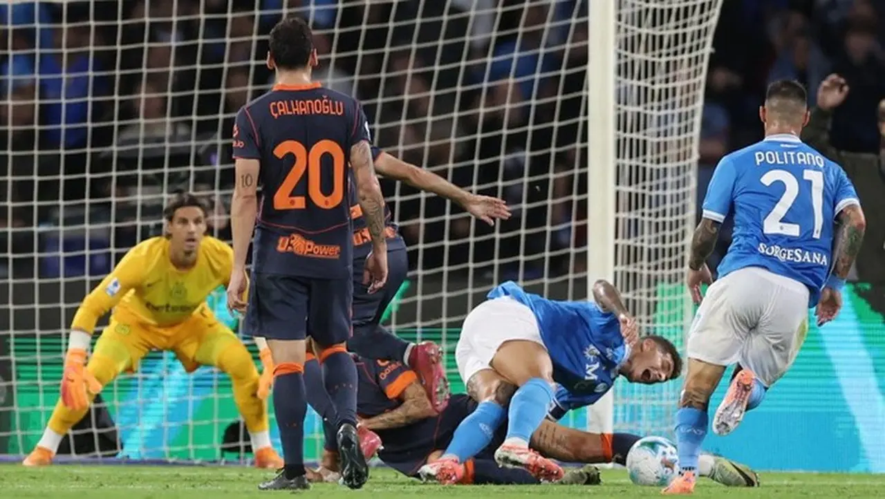 Inter Milan vs Napoli: Duel Sengit Perebutan Puncak Klasemen Serie A 2025/2026