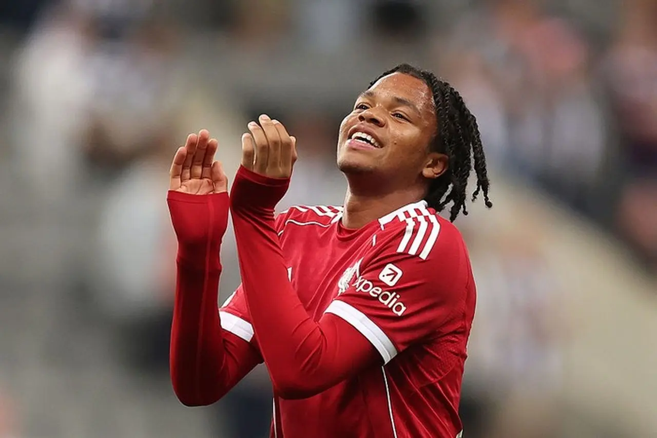 Arne Slot dan Richard Hughes Bersitegang di Liverpool Terkait Nasib Pemain Muda Rio Ngumoha Arne Slot dan Richard Hughes Bersitegang di Liverpool Terkait Nasib Pemain Muda Rio Ngumoha