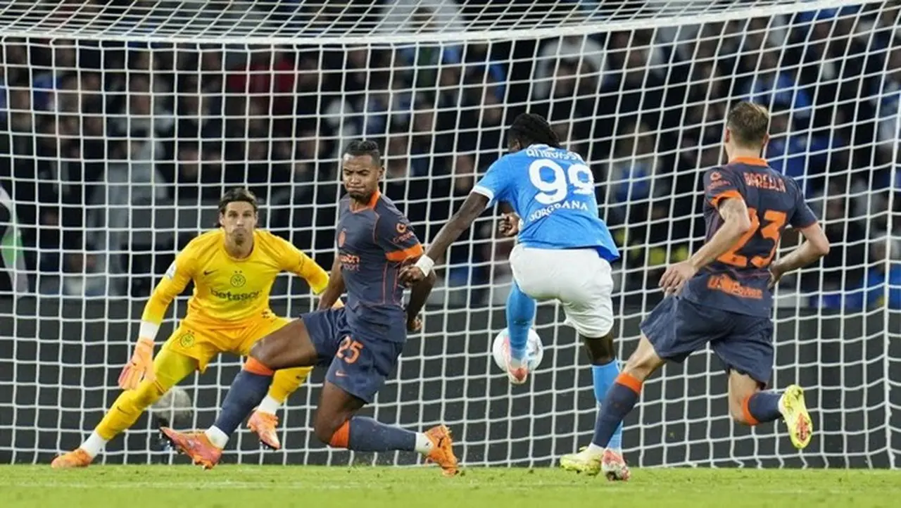 Duel Big Match Inter Milan vs Napoli: Perebutan Puncak Klasemen Liga Italia Makin Memanas