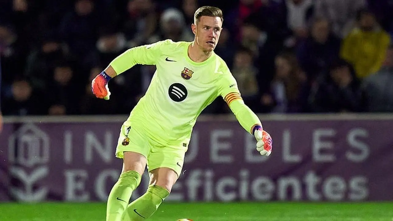 Hansi Flick Pertahankan Momentum Garcia, Ter Stegen Kembali Absen di Copa del Rey