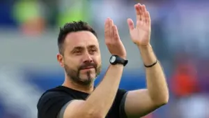 Rio Ferdinand Rekomendasikan Roberto De Zerbi sebagai Manajer Manchester United Berikutnya