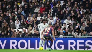 Real Madrid Dicemooh Suporter di Bernabeu Usai Pecat Xabi Alonso, Arbeloa Akui Hak Fans