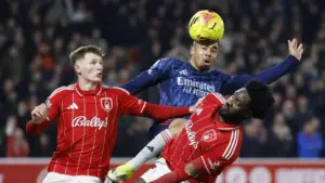 Arsenal Ditahan Nottingham Forest, Arteta dan Dyche Bersitegang Soal Handball Ola Aina
