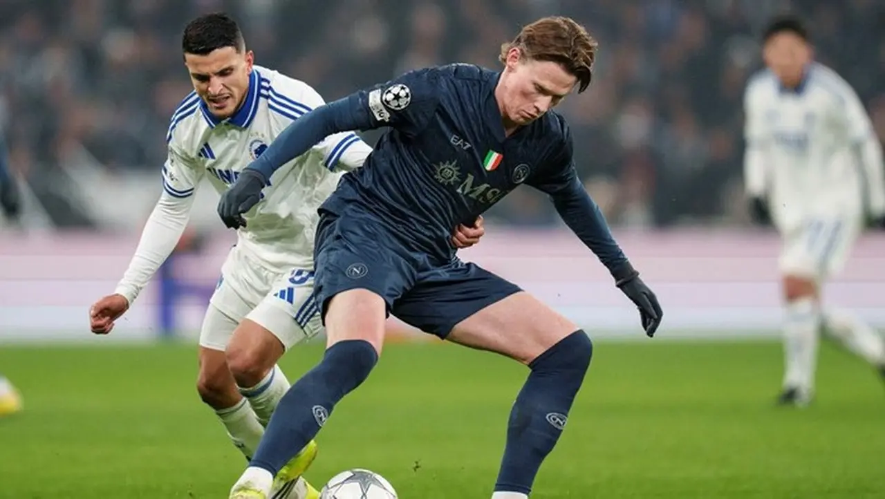 Liga Champions: Napoli Ditahan Imbang Copenhagen 1-1 Meski Unggul Pemain Liga Champions: Napoli Ditahan Imbang Copenhagen 1-1 Meski Unggul Pemain