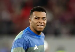 Kylian Mbappe Kejar Rekor 17 Gol Liga Champions Cristiano Ronaldo di Musim 2013/14