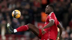 Duka Ibrahima Konate: Ayah Meninggal Dunia, Bek Liverpool Absen Lawan Marseille