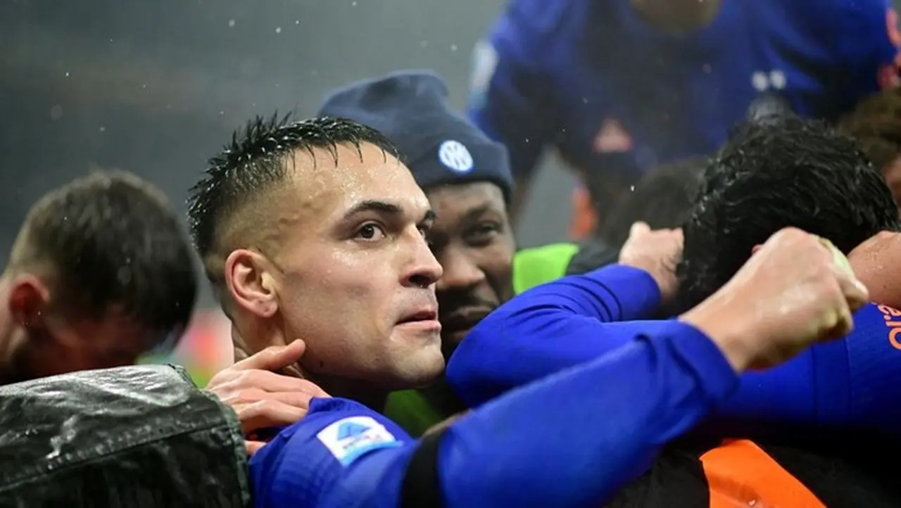 Inter Milan Bantai Pisa 6-2, Kokoh di Puncak Klasemen Liga Italia Jauhi Milan