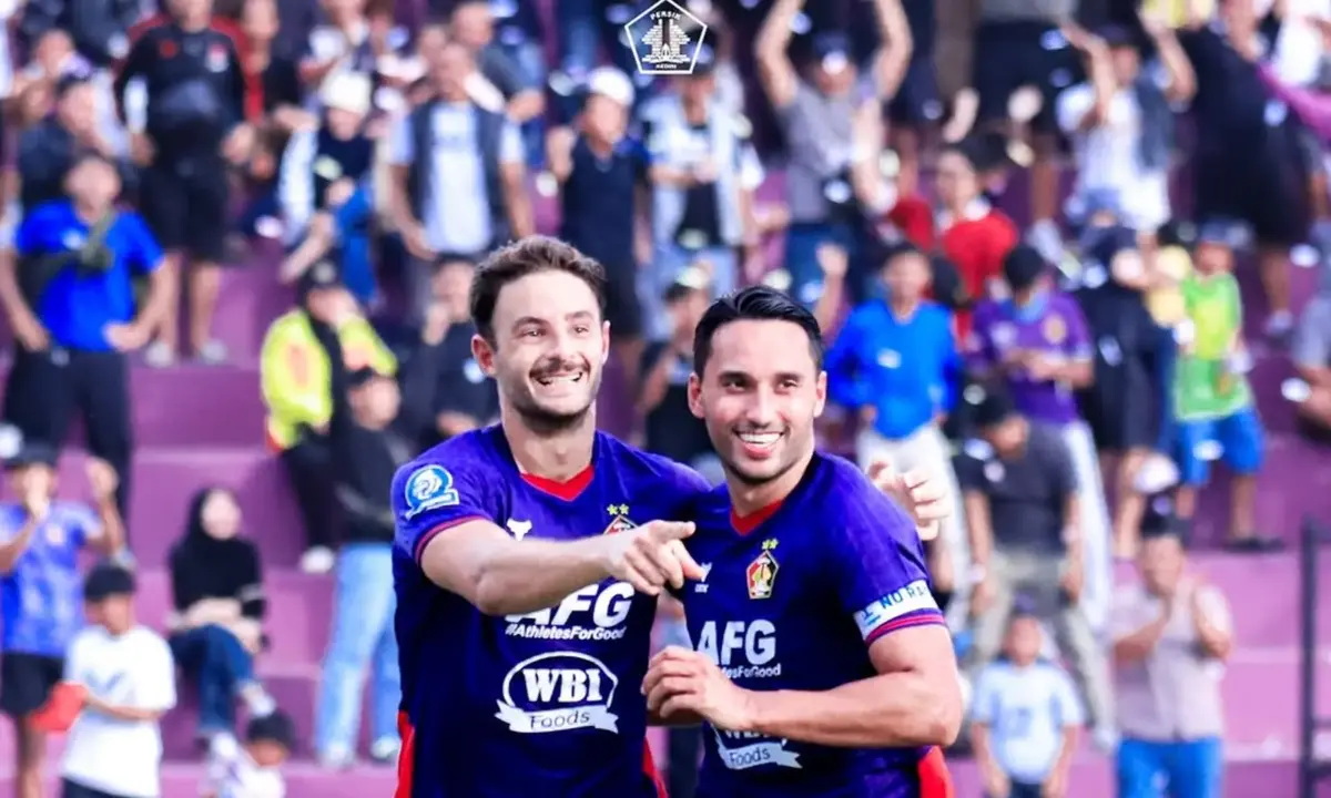 Persik Kediri Matangkan Fisik Jelang Laga Krusial Kontra Persib Bandung Persik Kediri Matangkan Fisik Jelang Laga Krusial Kontra Persib Bandung