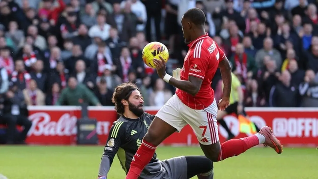 Babak I Nottingham Forest vs Liverpool: Si Merah Kewalahan, Skor Imbang 0-0
