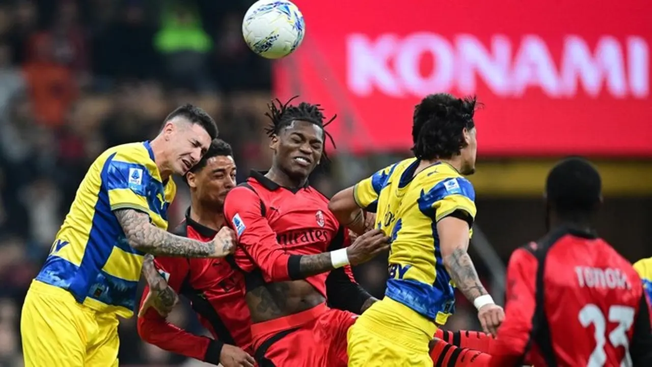 AC Milan Takluk 0-1 dari Parma di San Siro, Jarak dengan Inter Milan Melebar 10 Poin