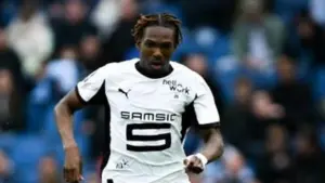 Jeremy Jacquet ke Liverpool: Bek Muda 1,3 Triliun dengan Potensi Sehebat Van Dijk?