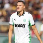 Jay Idzes Tampil Gemilang, Sapuan Krusialnya Selamatkan Sassuolo dari Kebobolan
