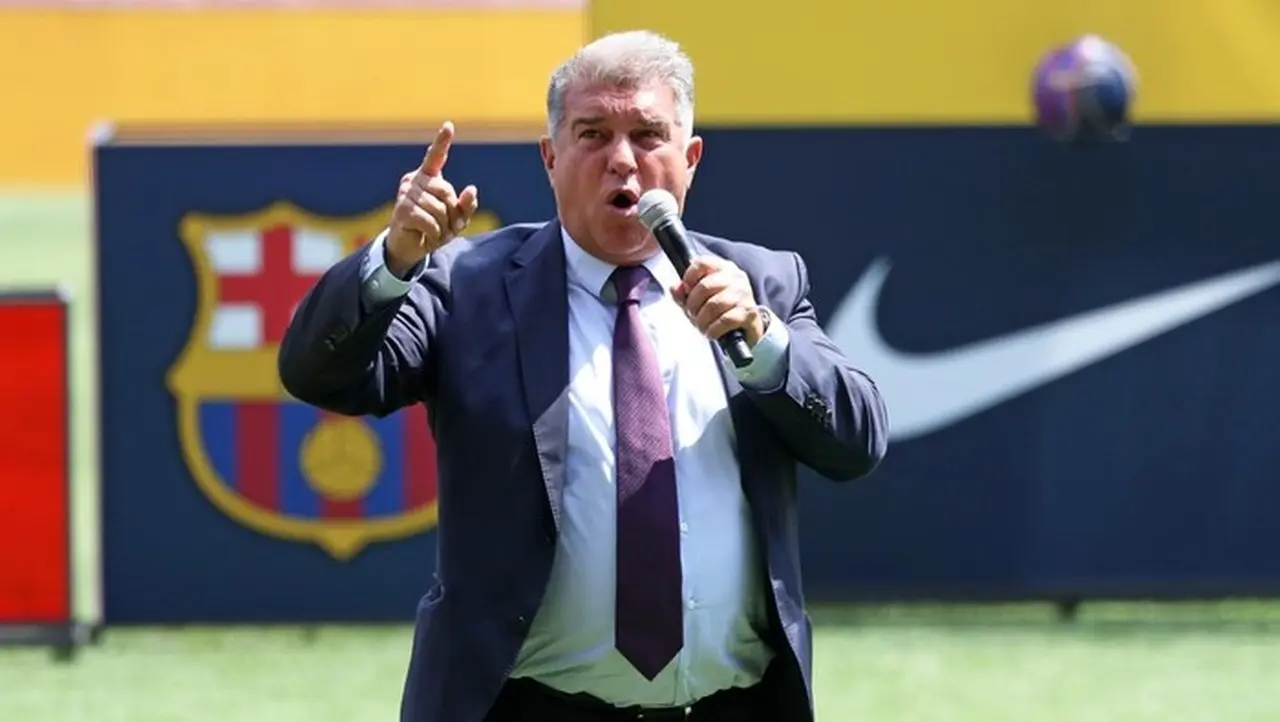 Joan Laporta Sindir Real Madrid Usai Pengadilan Tolak Akses Dokumen Keuangan Barcelona Joan Laporta Sindir Real Madrid Usai Pengadilan Tolak Akses Dokumen Keuangan Barcelona
