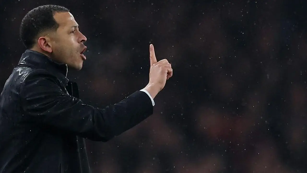 Taktik Chelsea Dikritik Usai Kalah dari Arsenal, Rosenior: Kegaduhan di Luar Tak Pengaruhi Saya
