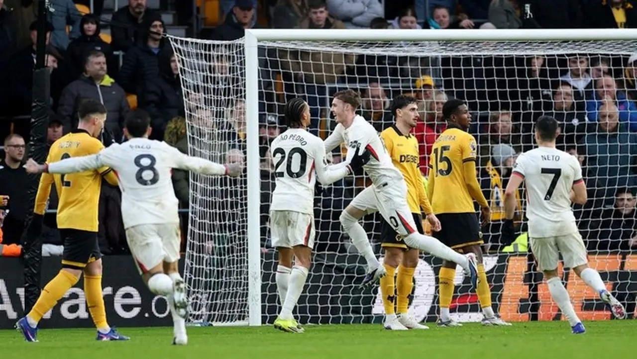 Cole Palmer Cetak Hat-trick, Chelsea Sementara Ungguli Wolves 3-0 di Molineux Cole Palmer Cetak Hat-trick, Chelsea Sementara Ungguli Wolves 3-0 di Molineux