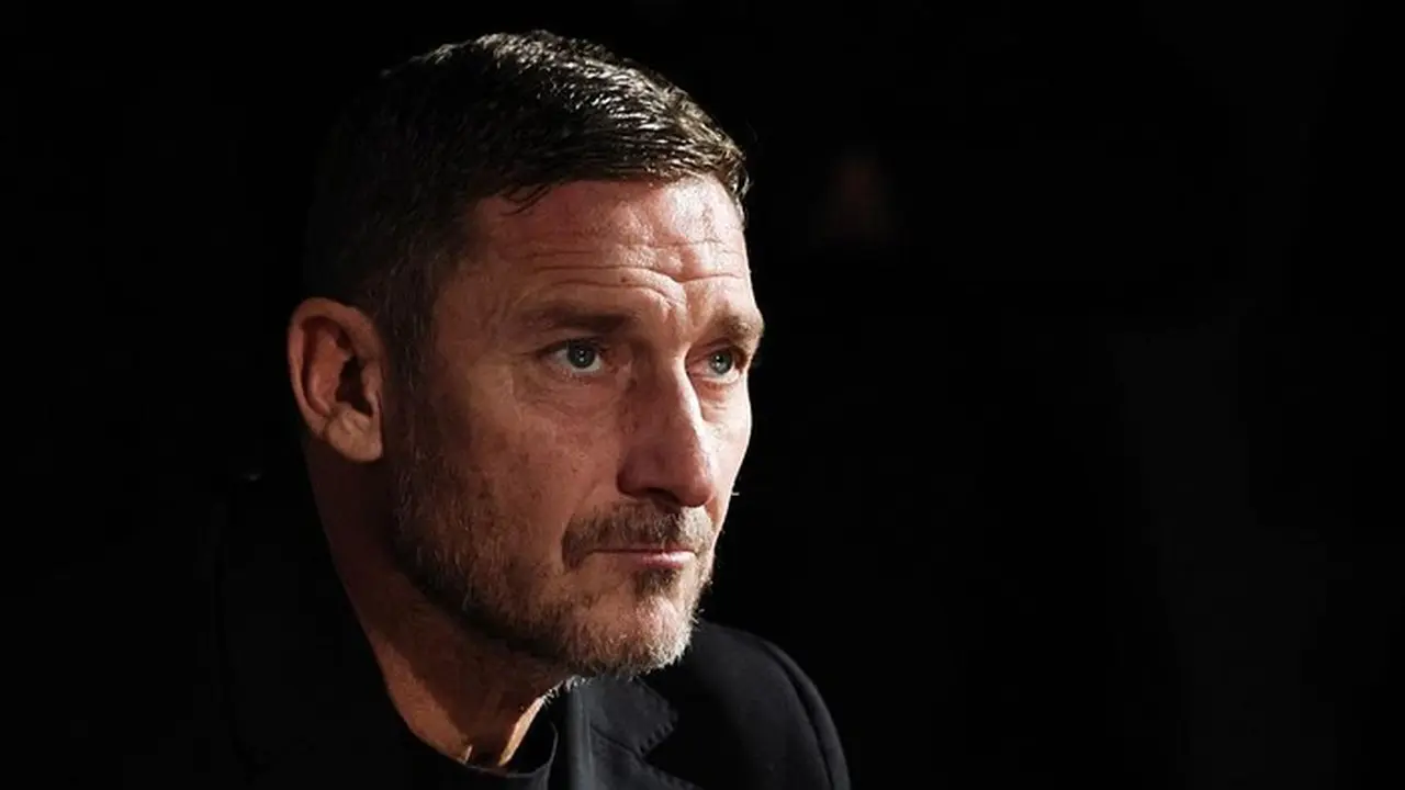 Francesco Totti Disebut Segera Kembali ke AS Roma dalam Peran Baru