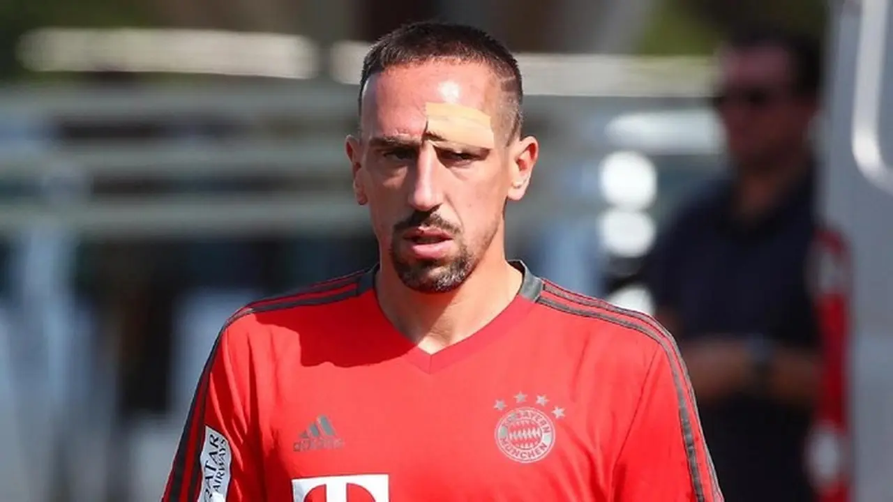Dokumen Jeffrey Epstein Ungkap Keterlibatan Franck Ribery dalam Prostitusi Anak Dokumen Jeffrey Epstein Ungkap Keterlibatan Franck Ribery dalam Prostitusi Anak