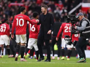 Michael Carrick Pertahankan Rekor Tak Terkalahkan Bersama Manchester United Jelang Lawan West Ham