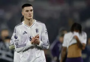 Benjamin Sesko Selamatkan Manchester United dari Kekalahan, Finishingnya Makin Tajam