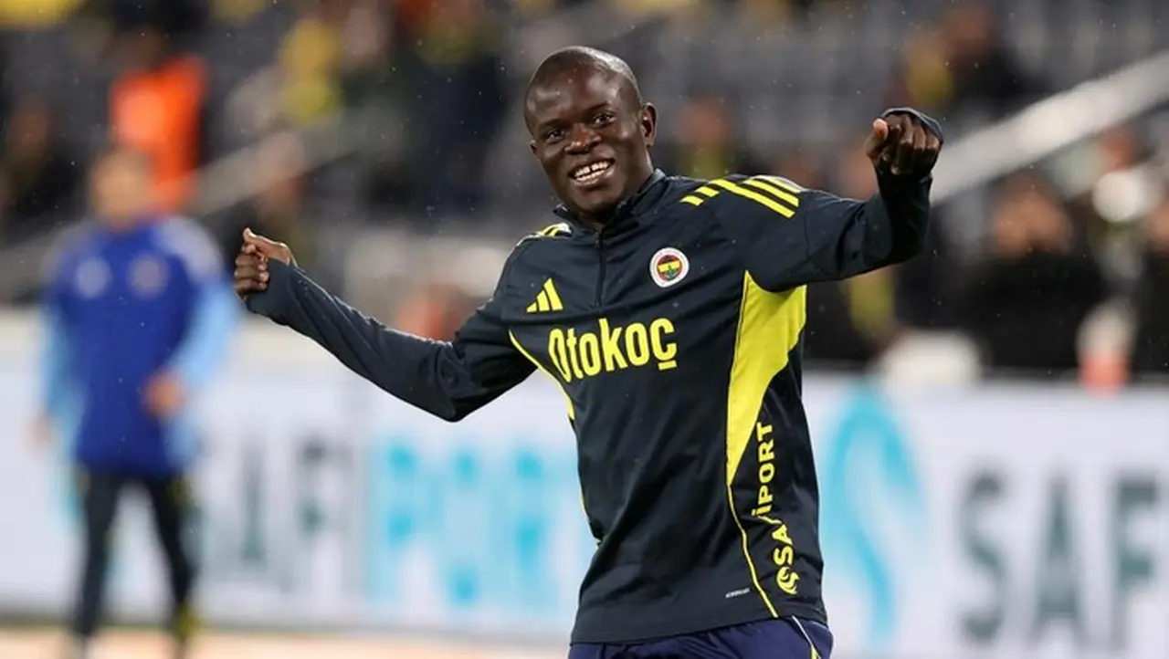 Jurnalis Arab Saudi Terbang ke Turki Demi Saksikan Debut N’Golo Kante, Ini Alasannya
