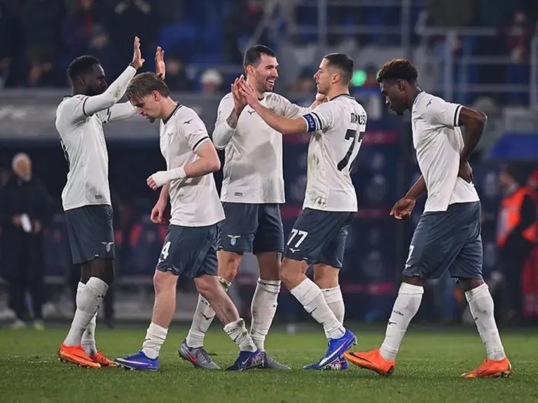 Coppa Italia: Lazio ke Semifinal Usai Kalahkan Bologna Lewat Drama Adu Penalti Coppa Italia: Lazio ke Semifinal Usai Kalahkan Bologna Lewat Drama Adu Penalti