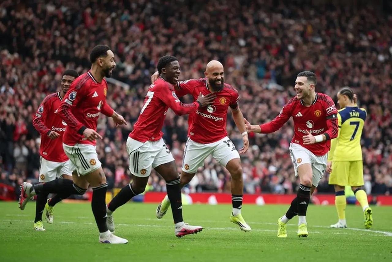 Rekor Kemenangan Beruntun Manchester United: 14 Kali di Awal Abad ke-20 Rekor Kemenangan Beruntun Manchester United: 14 Kali di Awal Abad ke-20