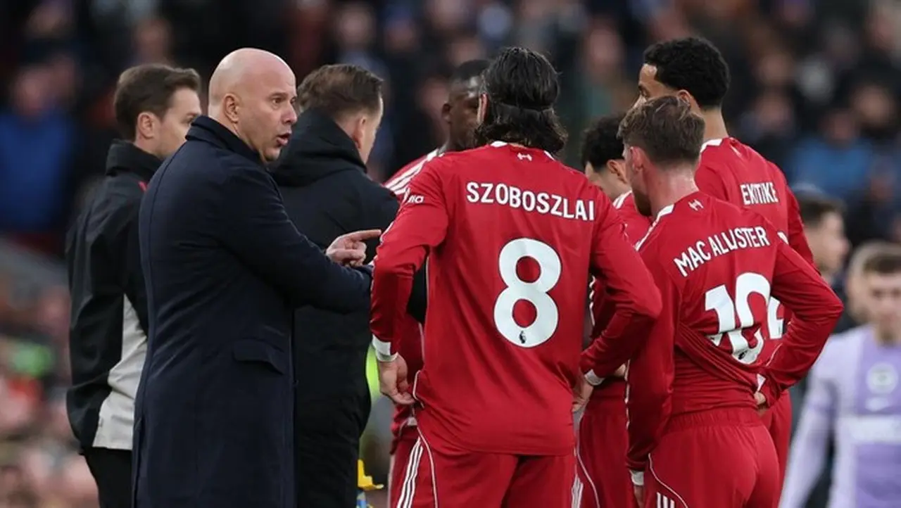 Arne Slot Ungkap Tiga Prioritas Liverpool: Liga Champions, Piala FA, dan Lolos ke UCL Musim Depan