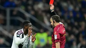 Kontroversi Kartu Merah Kalulu di Laga Inter vs Juventus, Wasit Dinilai Buat Kesalahan Fatal