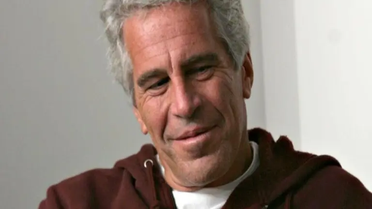 AC Milan Terseret Kasus Jeffrey Epstein, Dokumen Ungkap Tawaran Akuisisi Klub AC Milan Terseret Kasus Jeffrey Epstein, Dokumen Ungkap Tawaran Akuisisi Klub