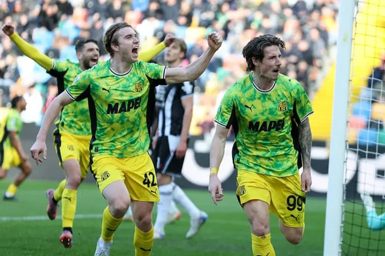Drama Bluenergy Stadium: Sassuolo Comeback Dramatis Bungkam Udinese 2-1