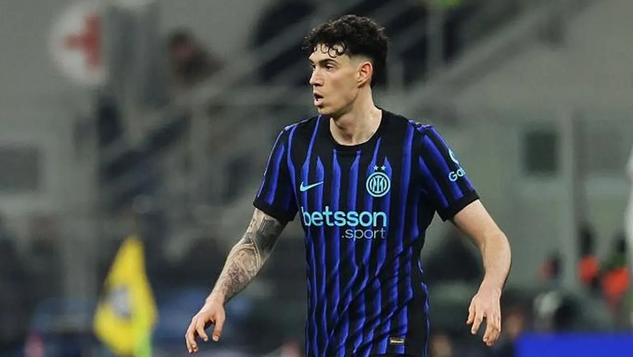 Diving Bastoni Berujung Kartu Merah Lawan Juventus, Inter Milan Takkan Kena Sanksi Tambahan