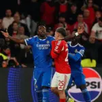 Vinicius Jr Mogok Main Usai Diejek Monyet oleh Pemain Benfica, Laga Liga Champions Sempat Terhenti