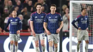 Arsenal Terus Buang Poin, Paul Merson Ingatkan Ancaman Hukuman Manchester City
