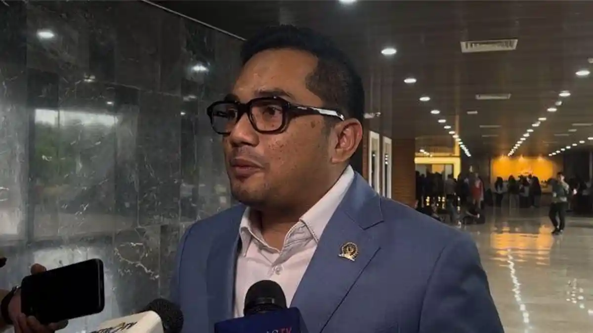 Gaji PPPK Guru & Nakes Ditanggung APBN? Ini 5 Alasan Kenapa Usulan DPR Penting Buat Kamu!